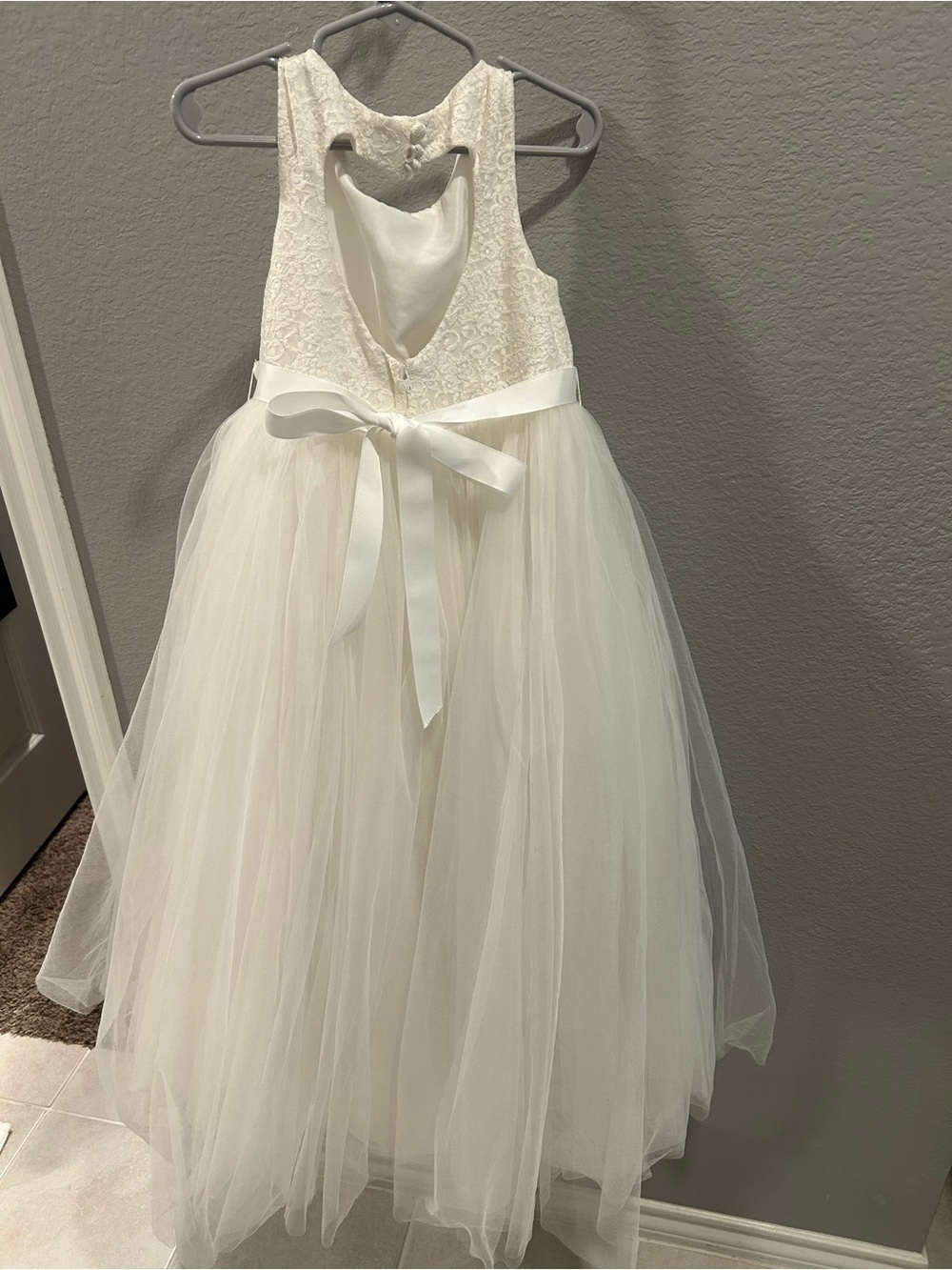 David's Bridal White Tulle Flower Girl Dress - Picture 4 of 5